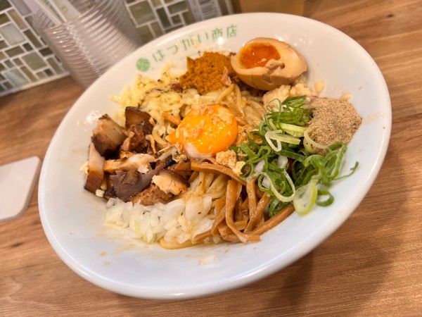 「【限定】まぜそば」@はつがい商店の写真