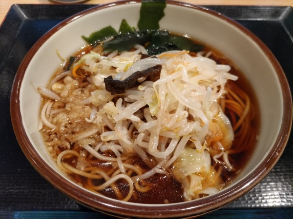 「野菜いためそば」@そば処みとう 弁護士会館店の写真