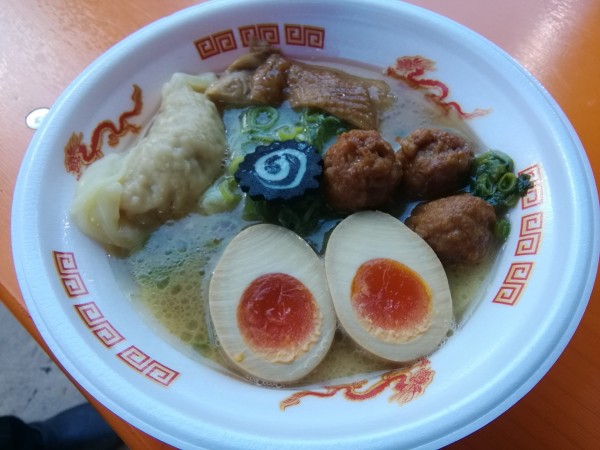 「[ドラゴンラーメン]奥久慈軍鶏の茨城鶏白湯」@大つけ麺博 Presents 日本ラーメン大百科の写真