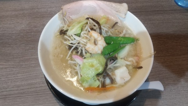 「とんこつちゃんぽん（冬季限定）980円」@龍瞳の写真