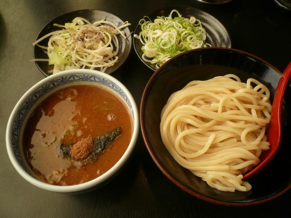 「野菜盛りつけ麺（並、＋薬味ねぎ）」@つけ麺専門店 三田製麺所 国分寺並木店の写真