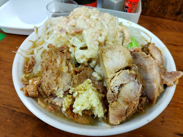 「小豚＋ネギ」@ラーメン二郎 品川店の写真