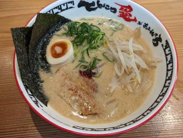 「特製豚骨ラーメン」@とんこつ愛があふれてる ラーメンとりこの写真