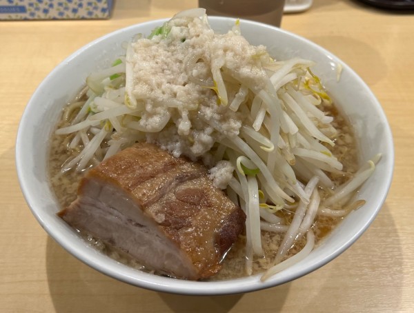 「らーめん　ニンニク少なめ野菜アブラ」@らーめん影武者 本館の写真