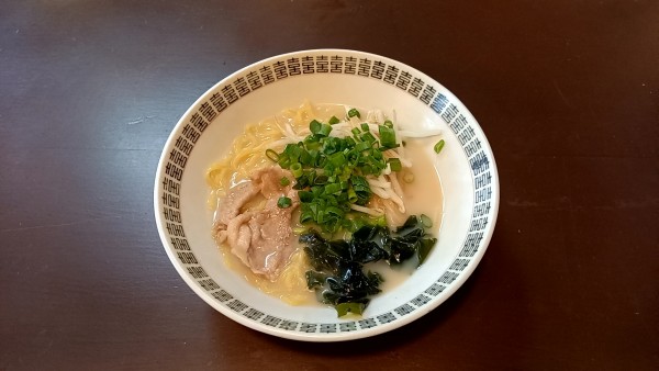 「とんこつラーメン」@お食事の店 ランファンの写真
