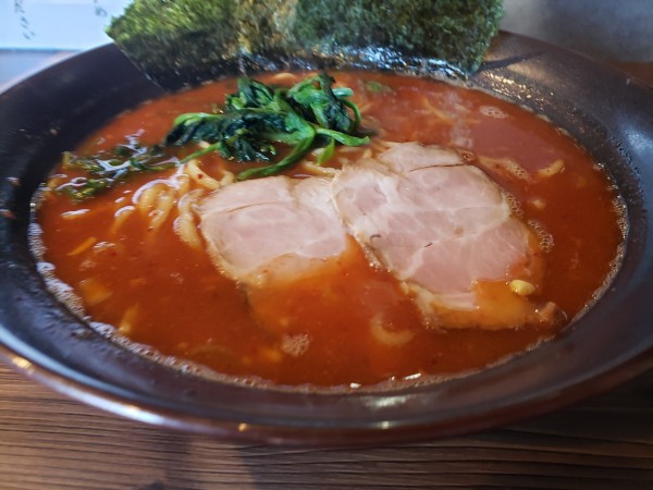 「美辛ラーメン2辛、中盛」@ラーメン 萩原家 藤沢店の写真