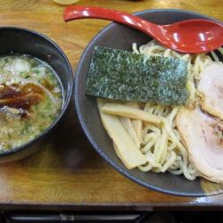 つけ麺魚介　880円