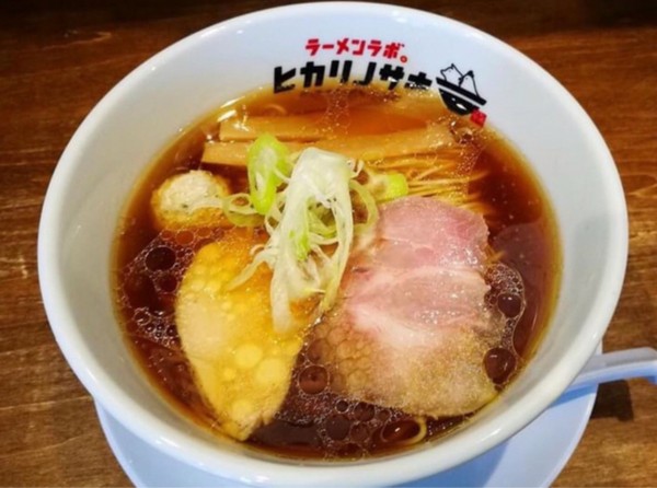「しょうゆラーメン」@ラーメンラボ。ヒカリノサキの写真