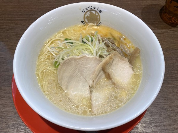 「濃厚鶏白湯らぁめん 880円」@らーめんや なかじゅう亭 高崎オーパ店の写真