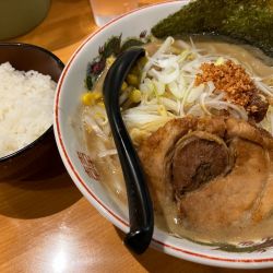 味噌ラーメン850円+半ライス100円