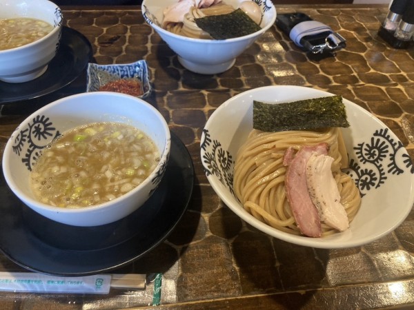 「龍介辛つけ蕎麦（中）」@特級鶏蕎麦 龍介の写真
