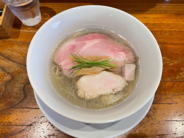 「金目鯛と蛤の塩そば+味玉」@中華そば 先崎の写真