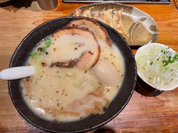 「豆乳ラーメン」@手打ちラーメン創房 舌笑家の写真