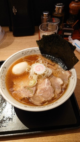 「特製中華そば」@中華そば 勝本の写真