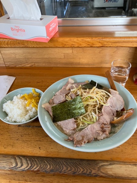 「ネギチャーシュー麺　大盛り　ライス」@ラーメンショップの写真