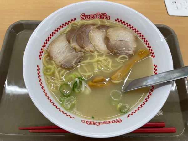 「肉入ラーメン　￥５００」@スガキヤ 清水山ピアゴ店の写真