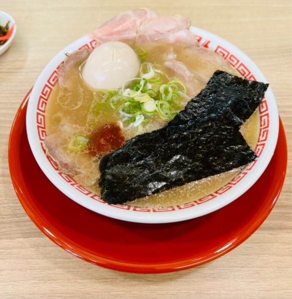 「特製赤丸」@ラーメン マルの写真