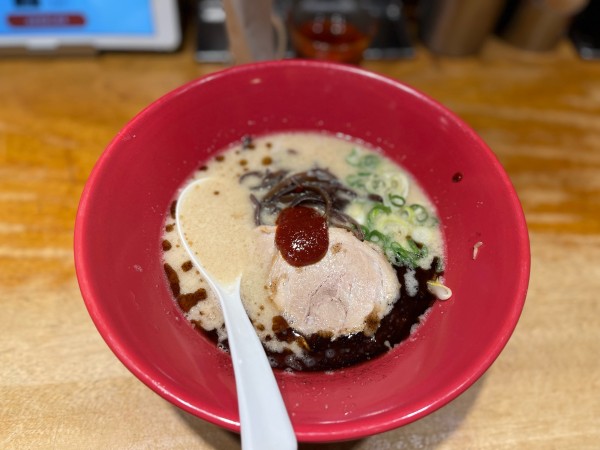 「赤丸新味(カタ)」@一風堂 名古屋平針店の写真