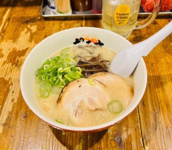 「ラーメン」@元祖博多だるま 博多デイトス店の写真