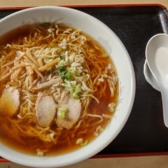 まるみそば屋の画像