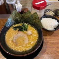 横浜家系ラーメン 一新家の画像