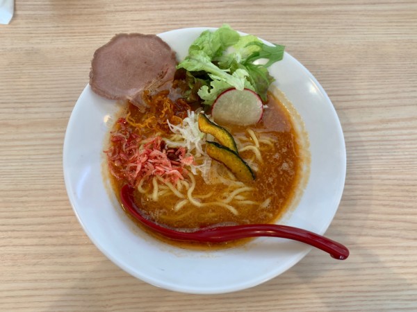 「濃厚エビ味噌らーめん 900円」@旬菜らーめん えむずの写真