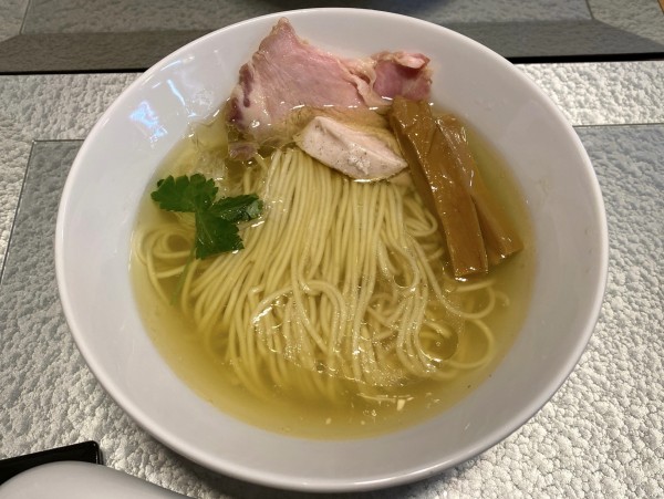 「地鶏出汁醤油 950円」@ramen rise nijiの写真