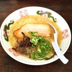 ドラゴンラーメン 大財店の画像