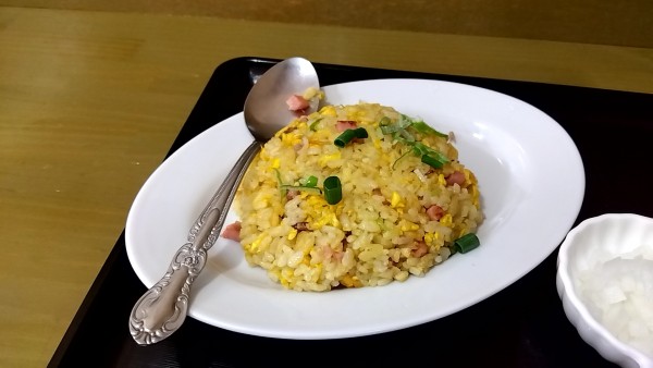 「半チャーハン（麺とセット）」@牛骨ラーメン 不二家 蒲田店の写真