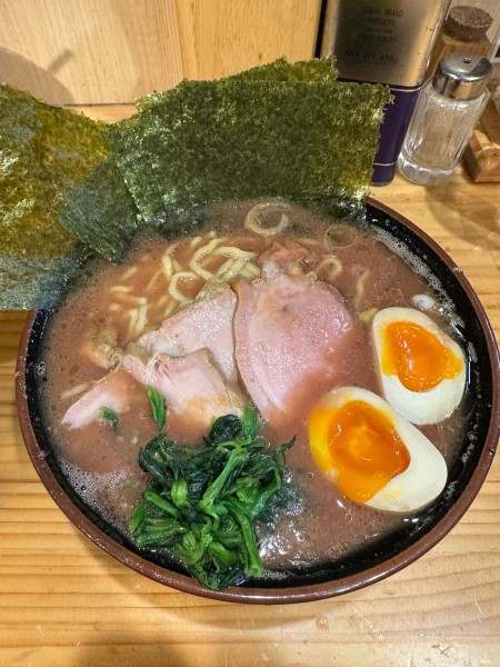 「のり玉ラーメン」@秋葉原ラーメン わいずの写真