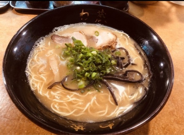 「ラーメン」@博多とんこつラーメン わ蔵 中目黒店の写真