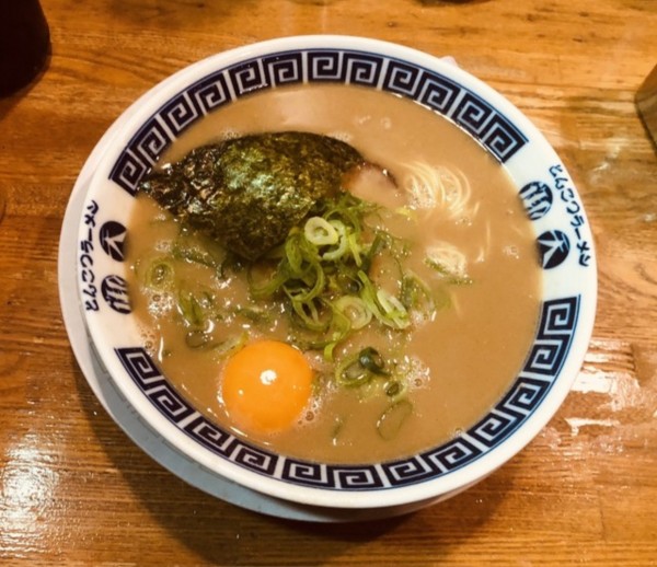 「ラーメン　卵入り」@御天 千駄ヶ谷店の写真