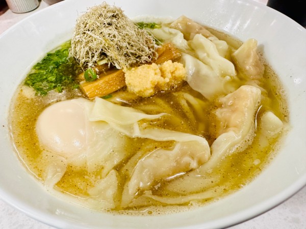 「【限定】ワンタン塩らぁ麺 うどん風【1650円】」@ラーメン星印の写真