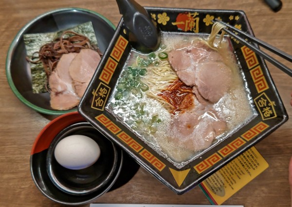 「合格セット（1410円）」@一蘭 太宰府参道店の写真