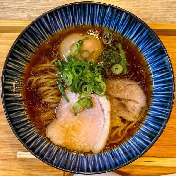 「醤油 ¥950 味玉 ¥100」@ハちゃんラーメンの写真