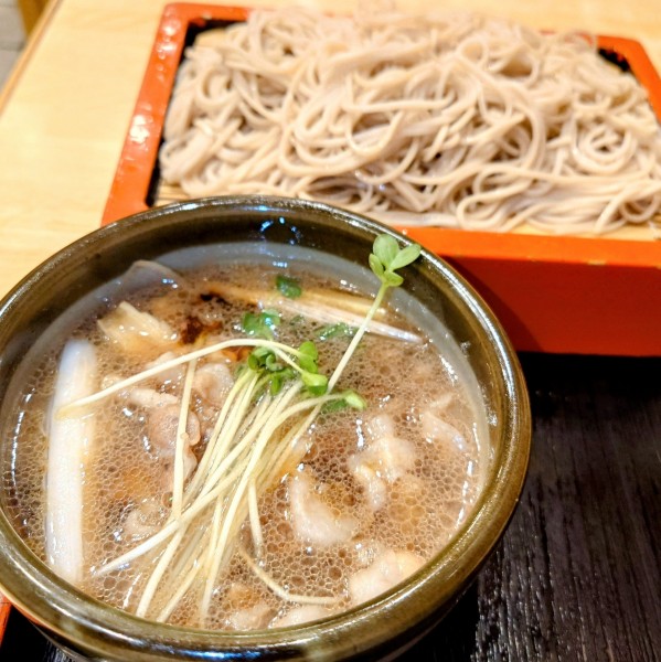 「イベリコ豚つけ汁そば」@そば処 三田 町田やの写真