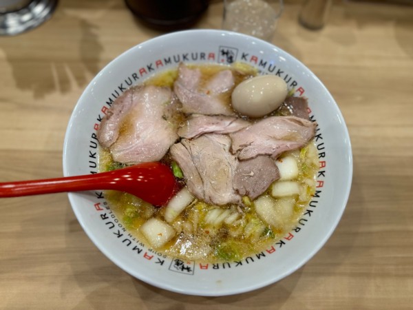 「小チャーシュー煮玉子ラーメン　1130円」@どうとんぼり神座 中野サンモール店の写真