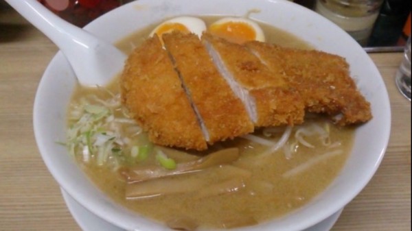 「とんかつ味噌ラーメン」@らーめん山田の写真