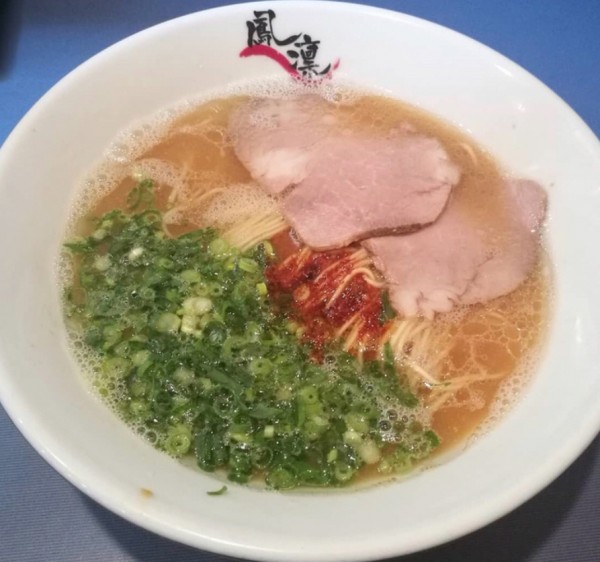 「ラーメン」@らーめん屋 鳳凛 春吉店の写真