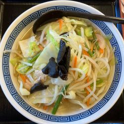 山田うどん 町田図師店の画像