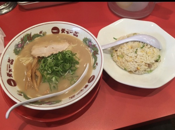 「コッテリとチャーハン」@天下一品 目黒店の写真