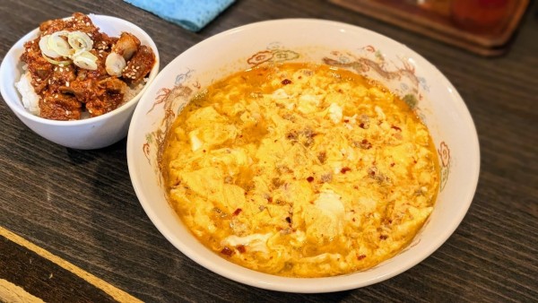「松府麺＋ハラミコチジャン丼（小）（750円＋340円）」@松虎亭の写真
