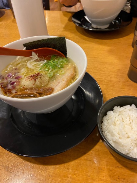 「極みネギ塩ラーメン」@燕 ドリームプラザ店の写真