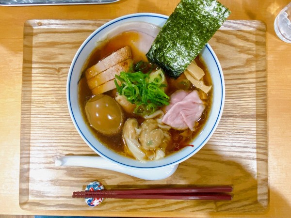 「特製醤油らーめん:1,400円」@らーめん亭 ひなり竜王の写真