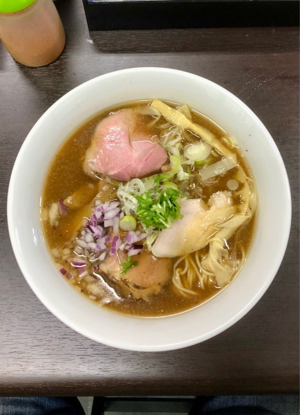 「醤油中華そば（850）」@らぁ麺 亀我楽の写真