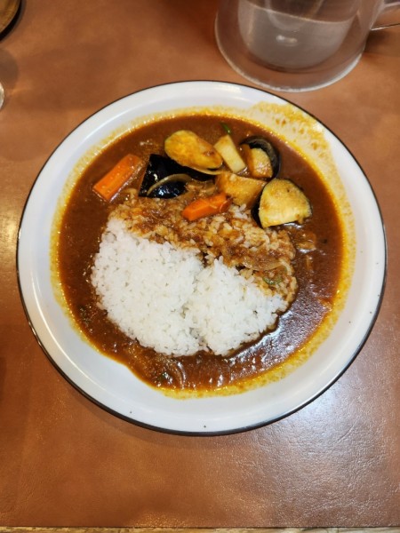「本日のラホール おすすめカレー A 茄子カレー」@ラホール 外神田店の写真