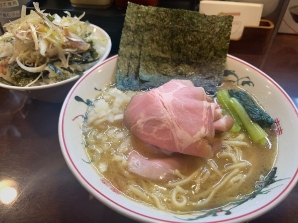 「豚骨醤油ラーメン」@こいけのいえけいの写真