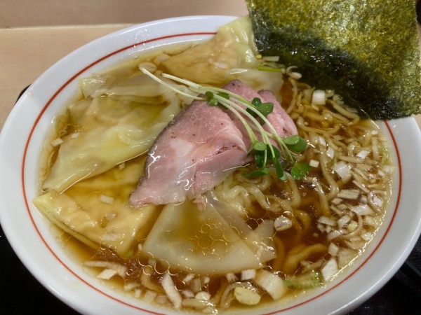 「ワンタン麺　1030円」@手揉み中華そば いしまの写真