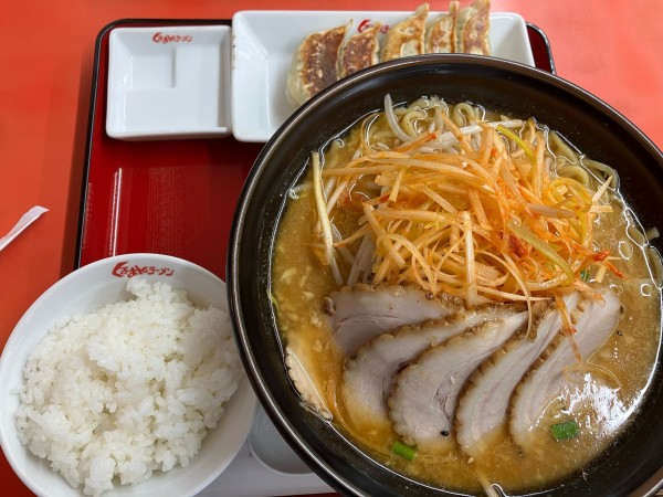 「味噌ネギチャーシュー　大盛り」@くるまやラーメン 保谷新町店の写真
