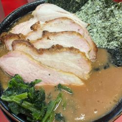 チャーシュー5枚、中盛、のり増し、ライス